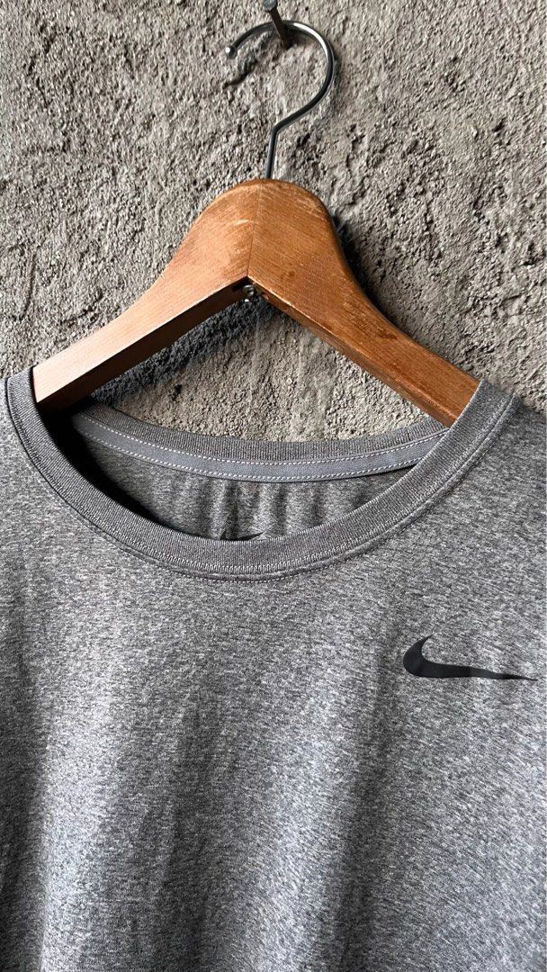 Nike Dri-Fit Long Sleeve Shirt (Category: Activewear) located in Cabuyao City. Submitted by kisyana (Listing ID 1469949847, Image 2). Description: .