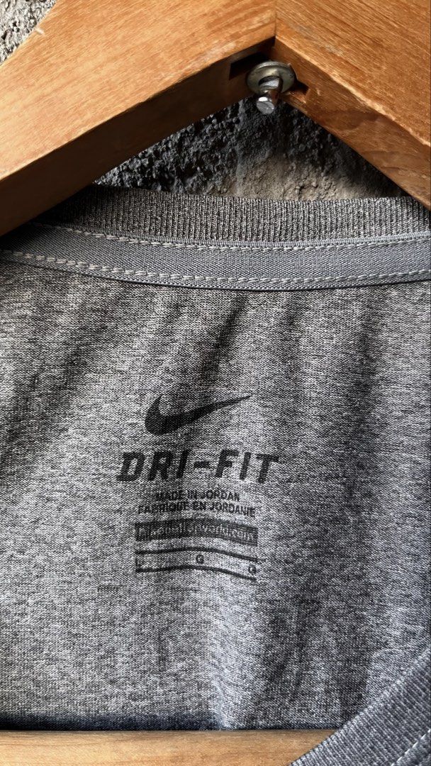 Nike Dri-Fit Long Sleeve Shirt (Category: Activewear) located in Cabuyao City. Submitted by kisyana (Listing ID 1469949847, Image 3). Description: .