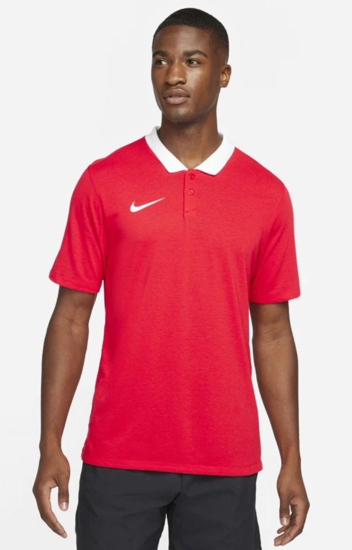 Nike Dri-FIT Parka 20 (Category: Tshirts & Polo Shirts ) located in Manila. Submitted by tristan12_13 (Listing ID 1469954830, Image 1). Description: Single Stitch ( Hem & Sleeve ) Size Small on tag W- 17.5 x L- 26 Excellent condition No flaws Need wash Color rate: 9.8/10 Color may vary due to lighting .