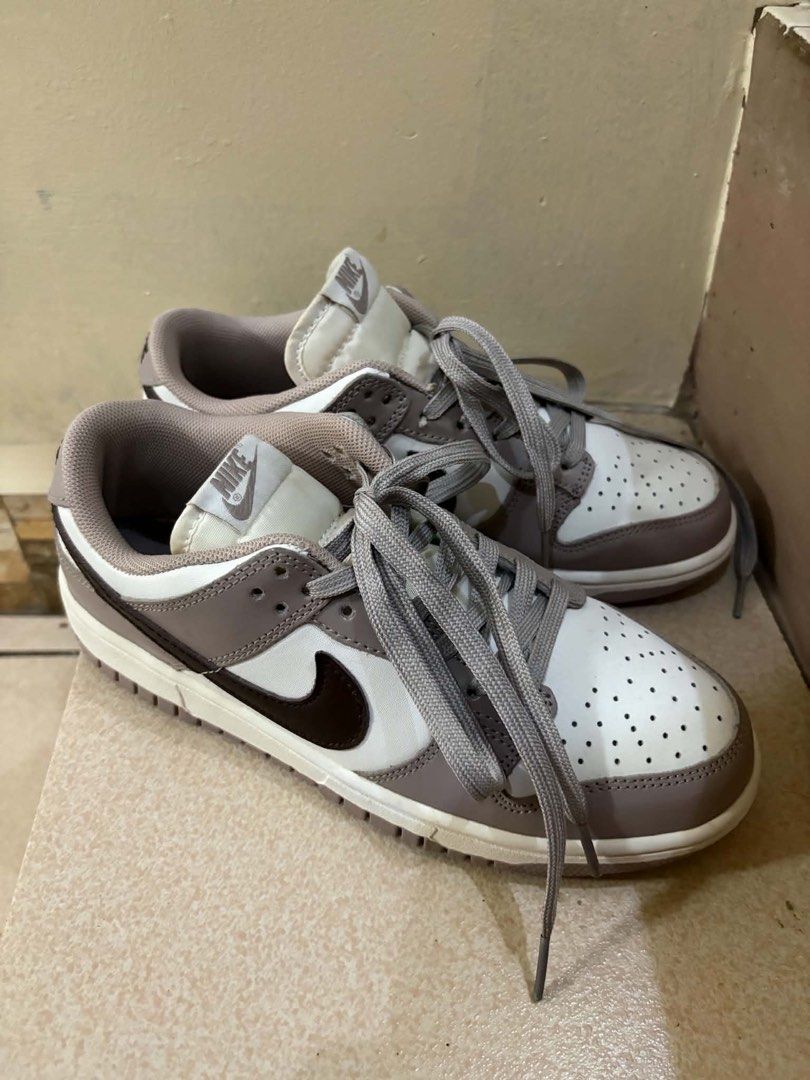 Nike Dunk Low Medium Curry (Category: Sneakers) located in San Juan City. Submitted by kimtiongson (Listing ID 1469957277, Image 1). Description: - Model: Nike Dunk Low "Medium Curry" - Colorway: White leather base with earthy brown overlays and dark brown swoosh - Custom Detail: Upgraded with grey laces and matching inner lining - Sole: Classic durable rubber sole - Shipping or meetups available across the Philippines.