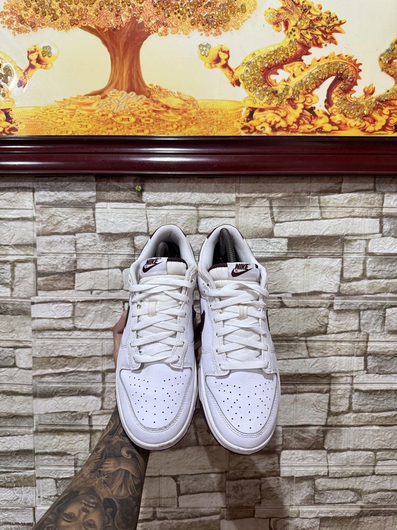 Nike Dunk Low Retro “Night Maroon” | 8.5 MEN (Category: Sneakers) located in Marikina City. Submitted by s_ng_s009 (Listing ID 1470021750, Image 2). Description: Original 8.5 men Excellent condition No box 2499 + sf.