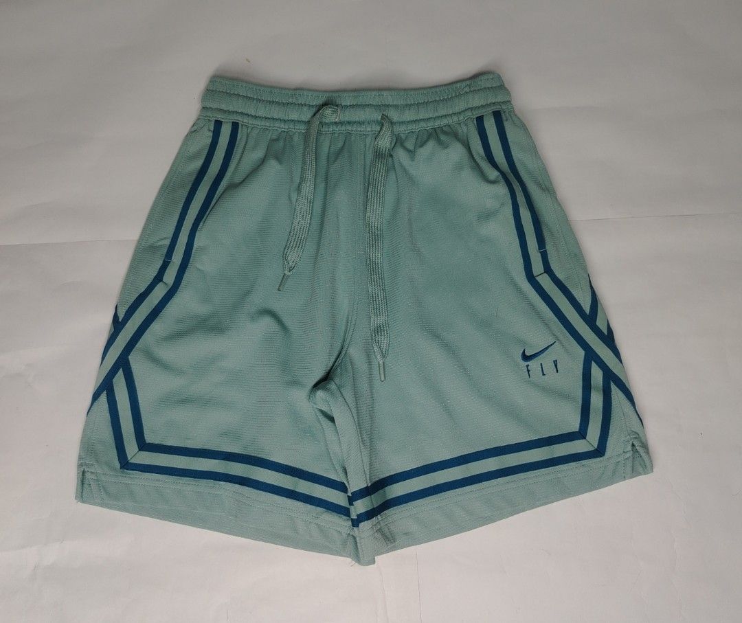 Nike Fly (basketball short) (Category: Shorts) located in Bocaue. Submitted by adrianberi35876 (Listing ID 1470081909, Image 2). Description: Nike Waist:25-32 Length:16.9 Hem:11.5 Exellent -As new Condition No issue 📩 📩.
