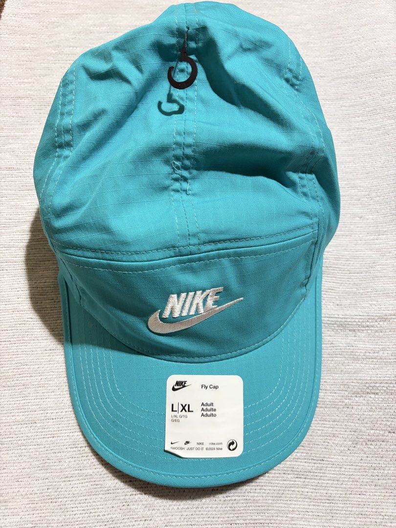 Nike Fly Cap (Category: Caps & Hats) located in San Mateo. Submitted by thewanderlustmanila (Listing ID 1470005872, Image 2). Description: 1100 + sf size large to XL authentic from 🇺🇸.