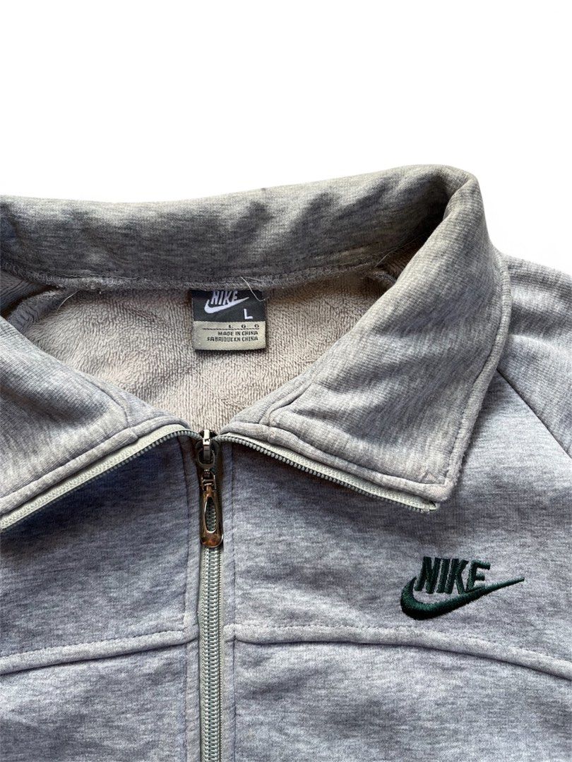 Nike Fullzip (Category: Coats, Jackets and Outerwear) located in Davao. Submitted by fastbear-aad4 (Listing ID 1470110082, Image 2). Description: NIKE FULL ZIP JACKET Size: Large on tag Dimes: 22x27 Color rate: 9/10 Condition: Excellent! Issue: Minor stains (need wash) 📩📩📩.