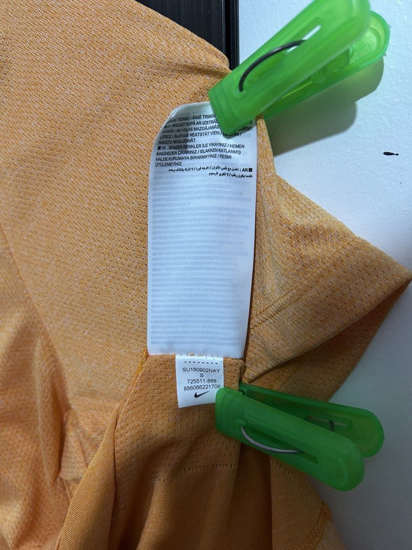 Nike Golf Modern Dri-fit (Category: Tshirts & Polo Shirts ) located in Pateros City. Submitted by _ramonparian (Listing ID 1470110533, Image 3). Description: Small On Tag Width: 18 Length: 26 .