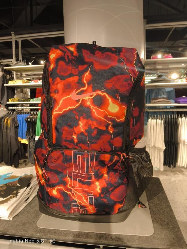 Nike Hoops Elite BACKPACK Basketball Backpack Red Black Lightning (Category: Backpacks) located in Manila. Submitted by oteprichki76623 (Listing ID 1470025650, Image 1). Description: Nike elite nag bnew legit .