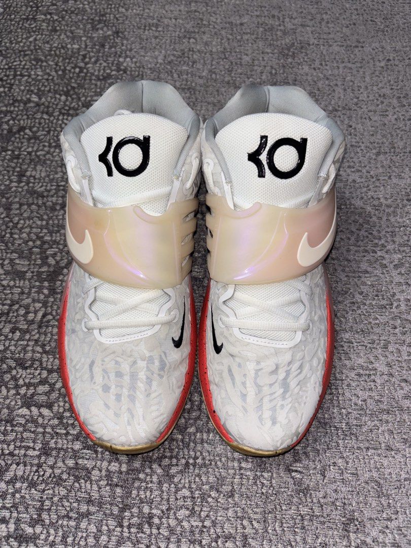 NIKE KD 14 (Category: Sneakers) located in Rizal. Submitted by atienzagab03942 (Listing ID 1470135902, Image 3). Description: Bagong bago pa No dragging or heel drag fresh na fresh Less than 10x nagamit Original no box Pm.