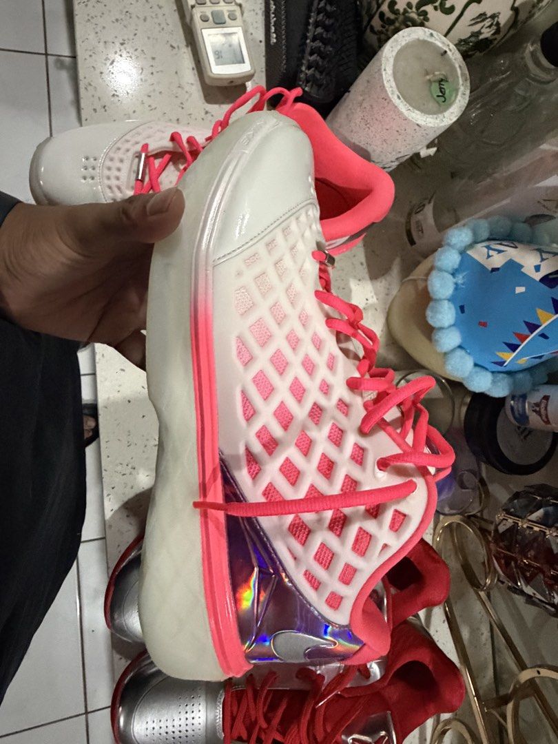 Nike Kobe 3 Low Protro pink iridescent finish (Category: Sneakers) located in Davao. Submitted by lewgrover (Listing ID 1470019071, Image 2). Description: pink mesh panelling iridescent finish front lace-up fastening round toe logo patch at the tongue branded heel counter flat rubber sole .