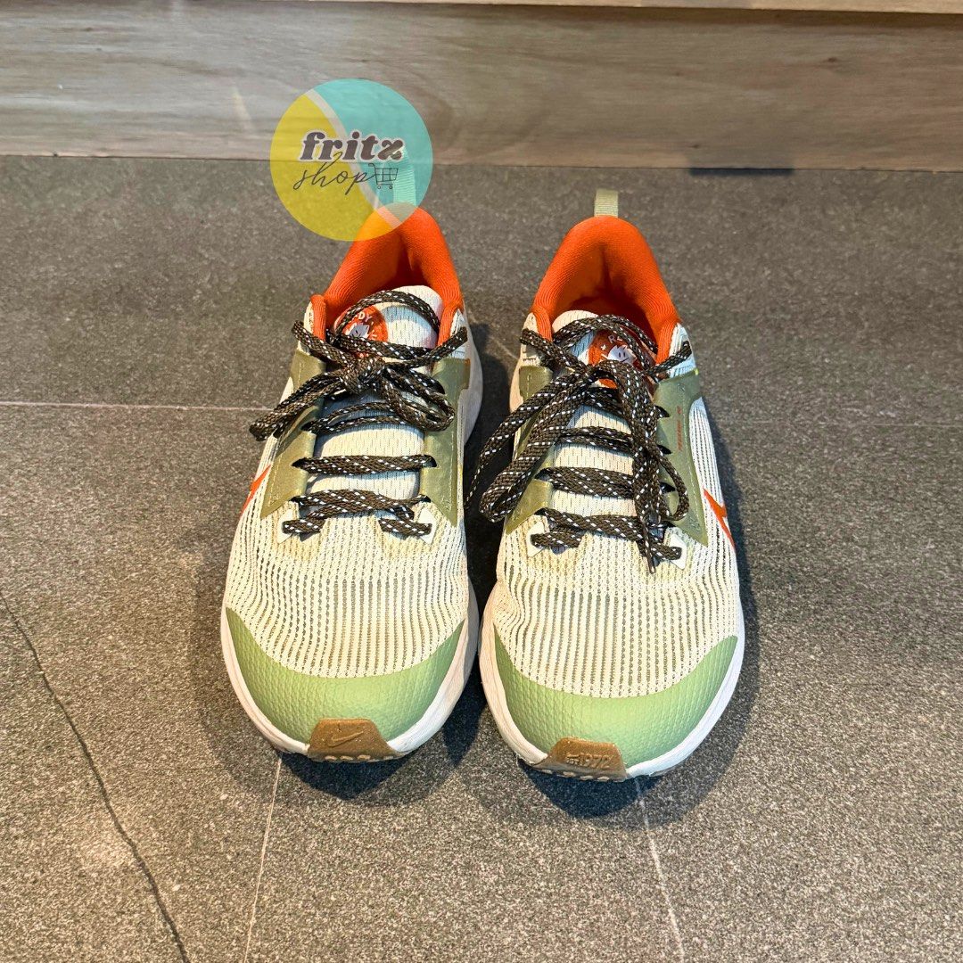 Nike Pegasus 40 (Green) (Category: Sneakers) located in Muntinlupa City. Submitted by kneecolejose (Listing ID 1470048436, Image 2). Description: Nike Pegasus 40 (Green) US 6.5Y ₱1,500.
