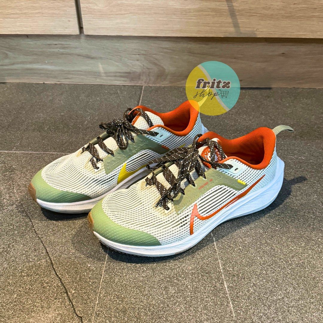 Nike Pegasus 40 (Green) (Category: Sneakers) located in Muntinlupa City. Submitted by kneecolejose (Listing ID 1470048436, Image 1). Description: Nike Pegasus 40 (Green) US 6.5Y ₱1,500.