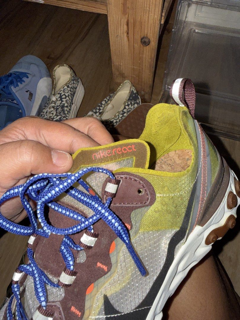 Nike React (Category: Sneakers) located in Singapore. Submitted by warmfalcon_b87eac (Listing ID 1469999790, Image 2). Description: Nike React unused. no box.