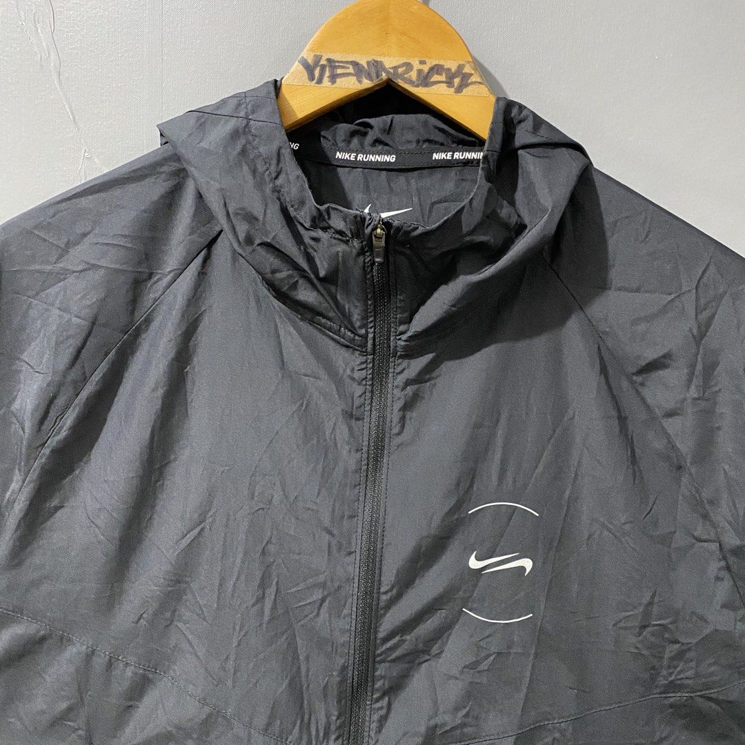 Nike Repel Miler Running Jacket (Category: Coats, Jackets and Outerwear) located in Makati City. Submitted by kendrickstuffs (Listing ID 1470090452, Image 3). Description: Nike Repel Miler Running Jacket Medium ontags 21.5' width pit to pit 25.5' length 27' longback No issue Verygood condition 1800 only.