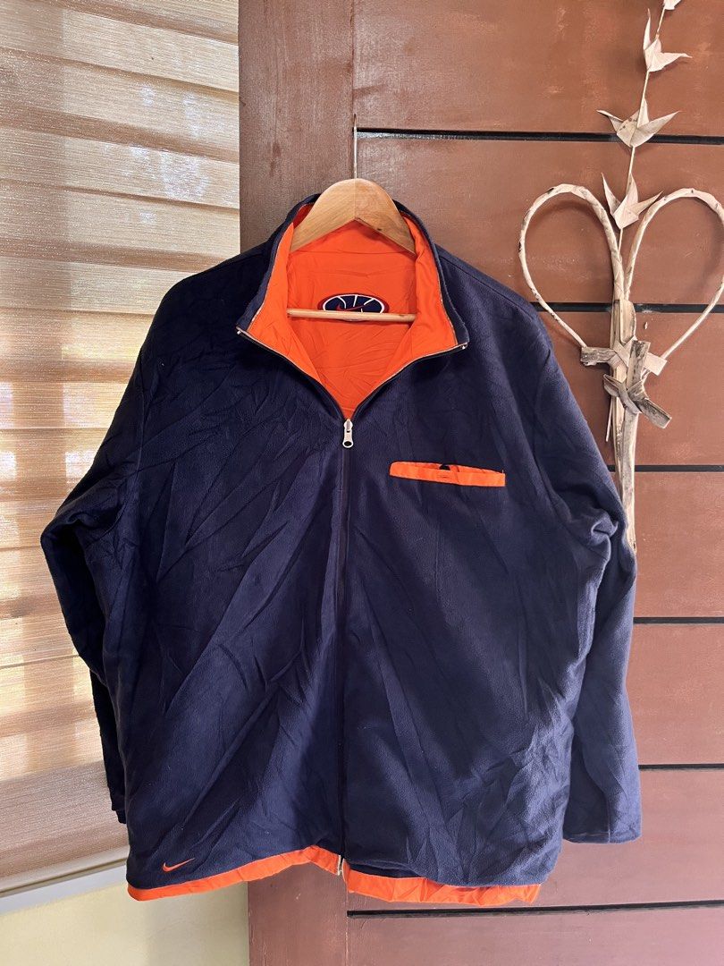 Nike Reversible Fleece Windbreaker Jacket Navy Orange (Category: Coats, Jackets and Outerwear) located in Tagum. Submitted by thisisdavethriftzzz (Listing ID 1470037797, Image 1). Description: Dimension⬇️ Width: 24 Length: 29 Issue: Minimal fades on reflective lines and fade on front design Color rate: 9/10 ₱450.