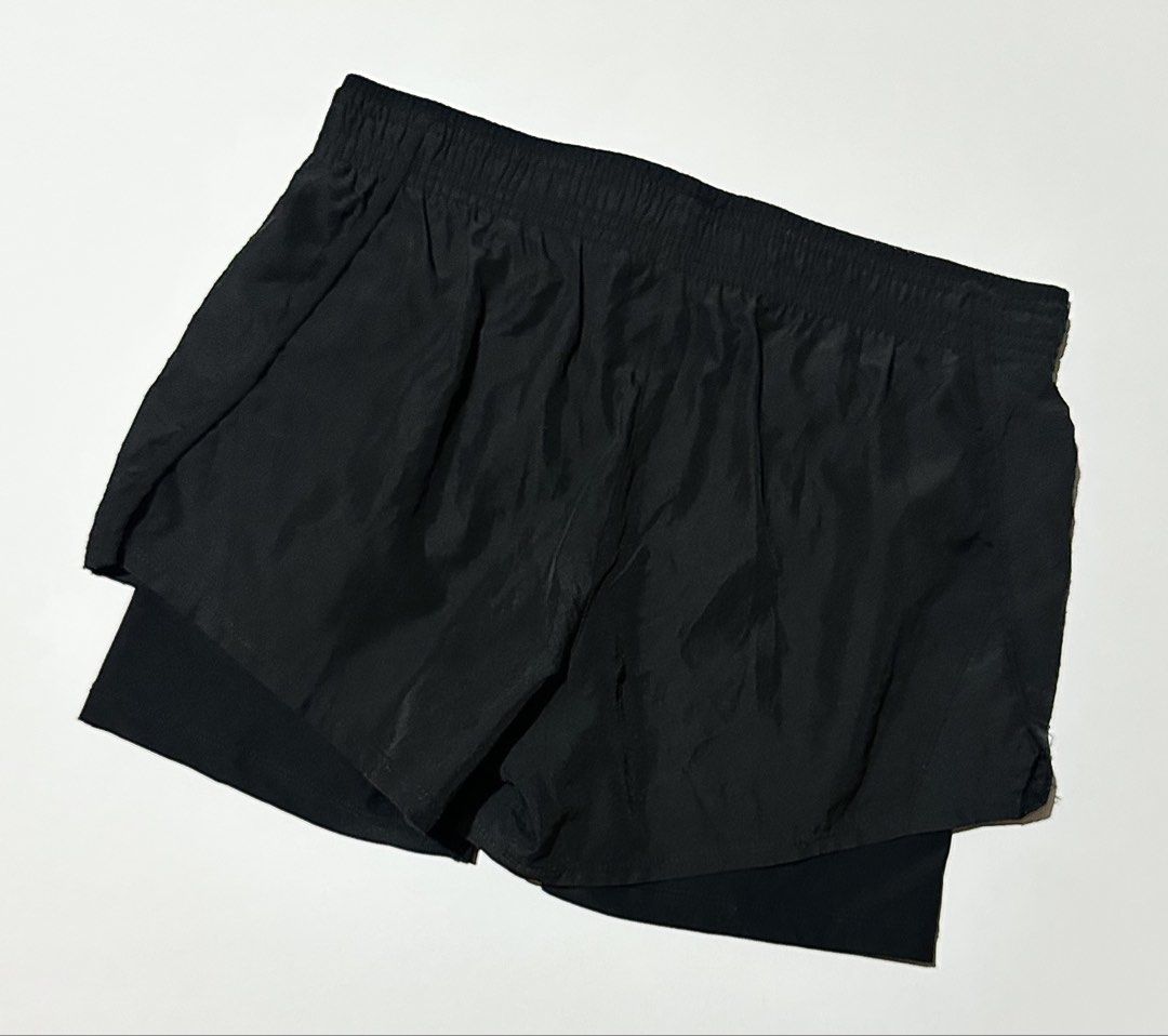 Nike Running Short (Category: Activewear) located in Manila. Submitted by reclaimed.shop (Listing ID 1470110382, Image 3). Description: Measurements (laid flat): 📏 Width: 28-34” 📏 Length: 13” 📩 DM us to claim or inquire for more details! Thank you!.