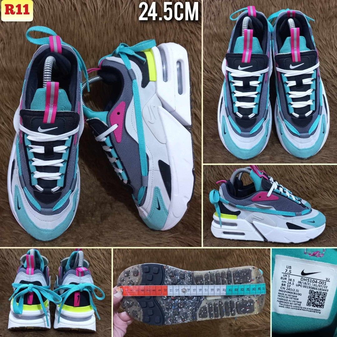 Nike Shoes (Category: Backpacks) located in San Jose. Submitted by caseyc88 (Listing ID 1470138216, Image 1). Description: Original Size 38.5.