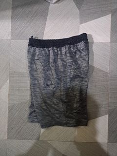 (Category: ) located in . Submitted by chill_zy (Listing ID 1469968225, Image 1). Description: .