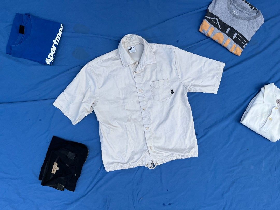 Nike Short Sleeve Polo (Category: Tshirts & Polo Shirts ) located in General Santos City (Dadiangas). Submitted by wayoutthrift.gsc (Listing ID 1470115511, Image 1). Description: Nike Short Sleeve Polo Size Small tag but fits to medium excellent no issues.