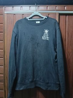 (Category: ) located in . Submitted by wrld.thrift.04 (Listing ID 1470141901, Image 1). Description: .