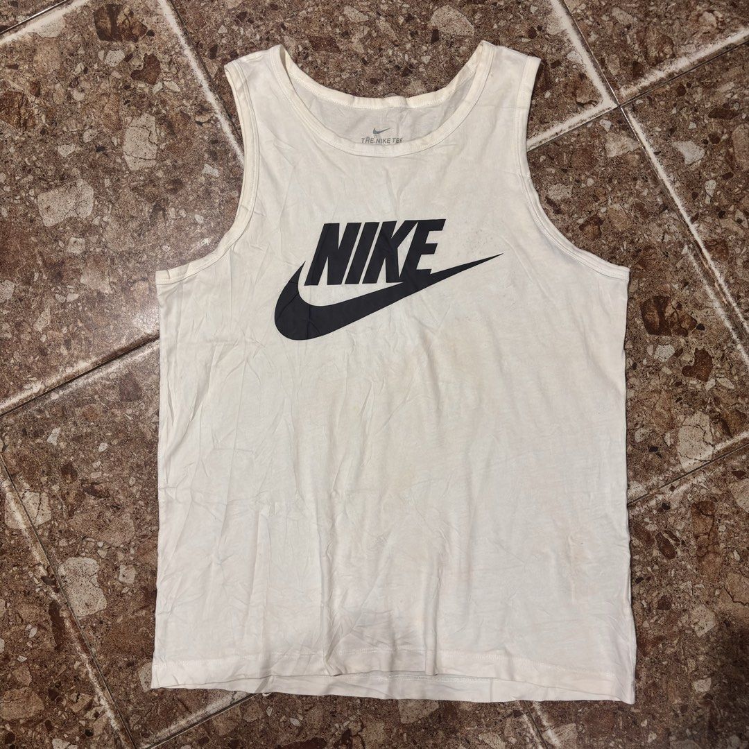 Nike Tank Tops (Category: Activewear) located in Manila. Submitted by loydgani (Listing ID 1470035572, Image 1). Description: Size: (L) Length: 30 Width: 22 Issue: need wash The color may vary due to lightning. 400 + sf 📦Jnt 📍Cebu .