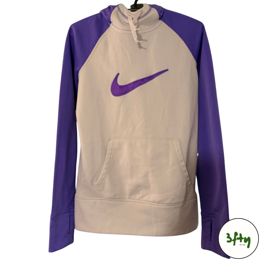 Nike Therma-Fit Hoodie (Category: Coats, Jackets and Outerwear) located in Baguio. Submitted by 3ftypieces (Listing ID 1470014302, Image 1). Description: - XS on tag, but fits up to Medium Mode of payment: GCash/Bank Transfer Mode of delivery: J&T Express (shouldered by buyer) Meet ups/drop off within Baguio City proper only. Feel free to dm for inquiries, thank you!!.