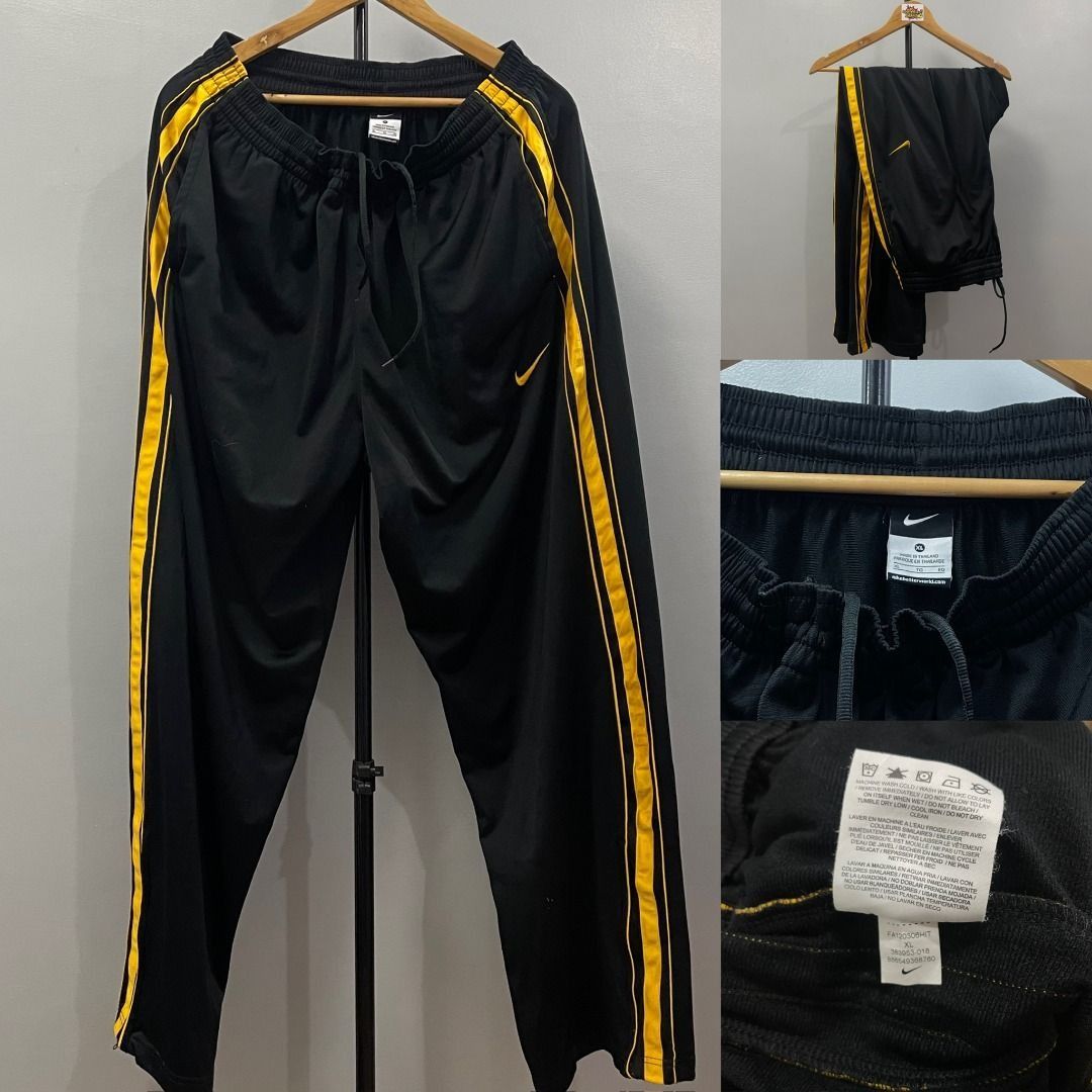 NIKE TRACKPANTS (Category: Joggers) located in Cabanatuan. Submitted by lootersgrails (Listing ID 1469950137, Image 1). Description: A33 NIKE TRACKPANTS W34-40 L44 HEM11.