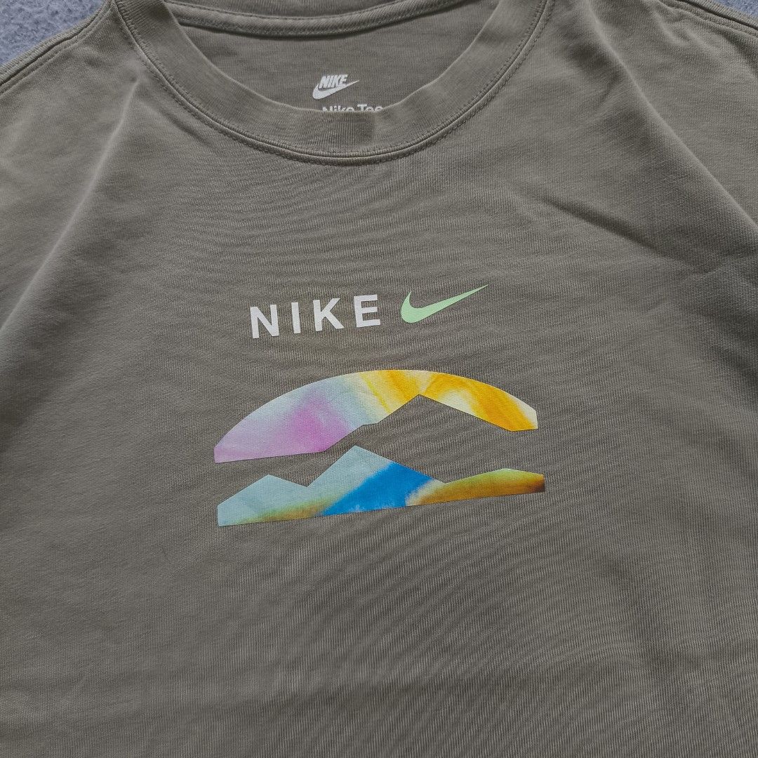 Nike Trail "Worn To Be Wild" Graphics Shirt (Category: Tshirts & Polo Shirts ) located in Manila. Submitted by shykes_26 (Listing ID 1470103662, Image 3). Description: Dimensions Width - 21 Length - 26 Size on tag - L Issues - None.
