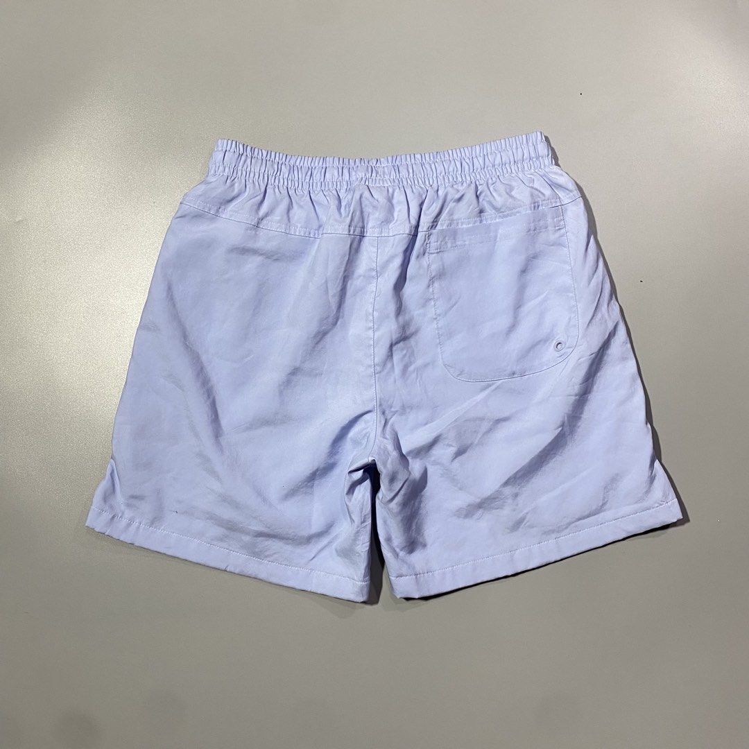 NIKE WOVEN (Category: Shorts) located in Cebu City. Submitted by thrifthing_ph (Listing ID 1470099900, Image 2). Description: Nike woven As new Need wash Waist 28-32 Length 16 .