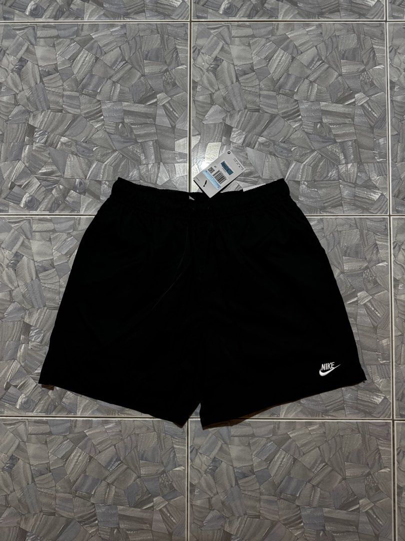 NIKE WOVEN SHORT BRANDNEW (Category: Shorts) located in Argao. Submitted by janmaning-0624l95 (Listing ID 1470014053, Image 3). Description: NIKE WOVEN BRANDNEW SIZE MEDIUM WAIST 28-34 Length 16.5 BRANDNEW 1,500 Location Argao Cebu .