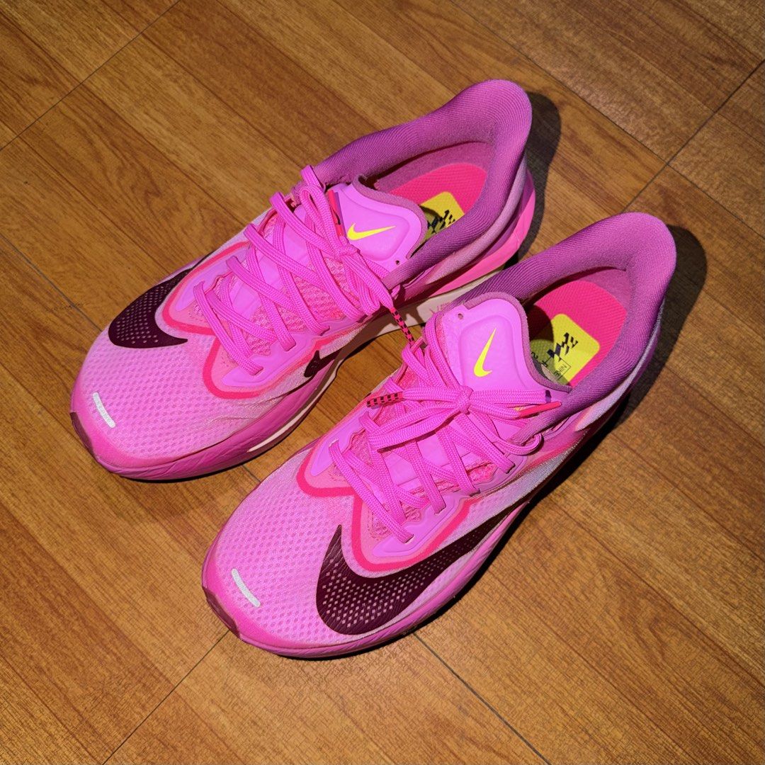 Nike Zoom Fly 6 Racing Shoes (Category: Sneakers) located in Makati City. Submitted by rocelli28 (Listing ID 1470066061, Image 1). Description: Selling my pretty Nike running shoes! 💖 Used only twice, both during 10K runs Original Price: ₱9,395 (purchased online from Nike Team Access) Selling Price: ₱3,200 only! Size: US 8 — best fit for narrow feet Comes with box ✨ Honest condition details: Dirt is visible only on the outer sole. A few creases,