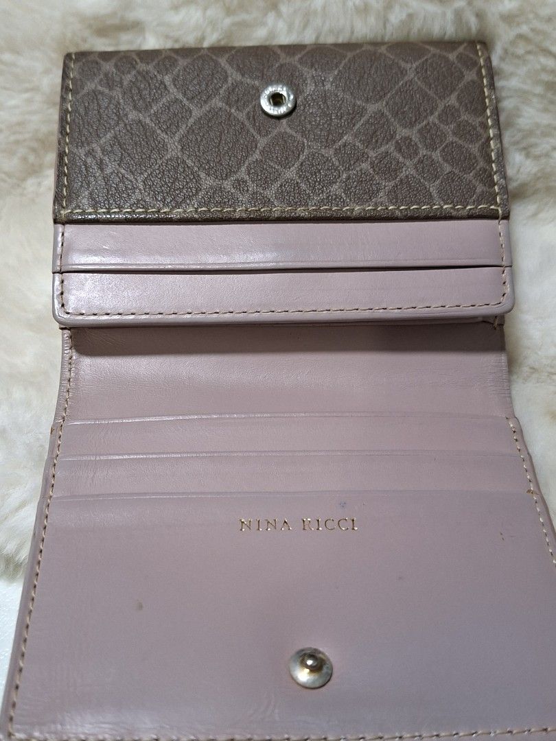 NINA RICCI LEATHER BIFOLD WALLET (Category: Wallets & Card holders) located in Las Pinas. Submitted by annachiaonair2037 (Listing ID 1470125353, Image 3). Description: NINA RICCI LEATHER BIFOLD WALLET FROM JAPAN GENUINE LEATHER NORMAL SIGN OF USAGE Disclaimer: I am not affiliated with, associated with, or authorized by any of the brands featured posted. Any mention of brand names, trademarks, or logos is solely for identification and reference pu