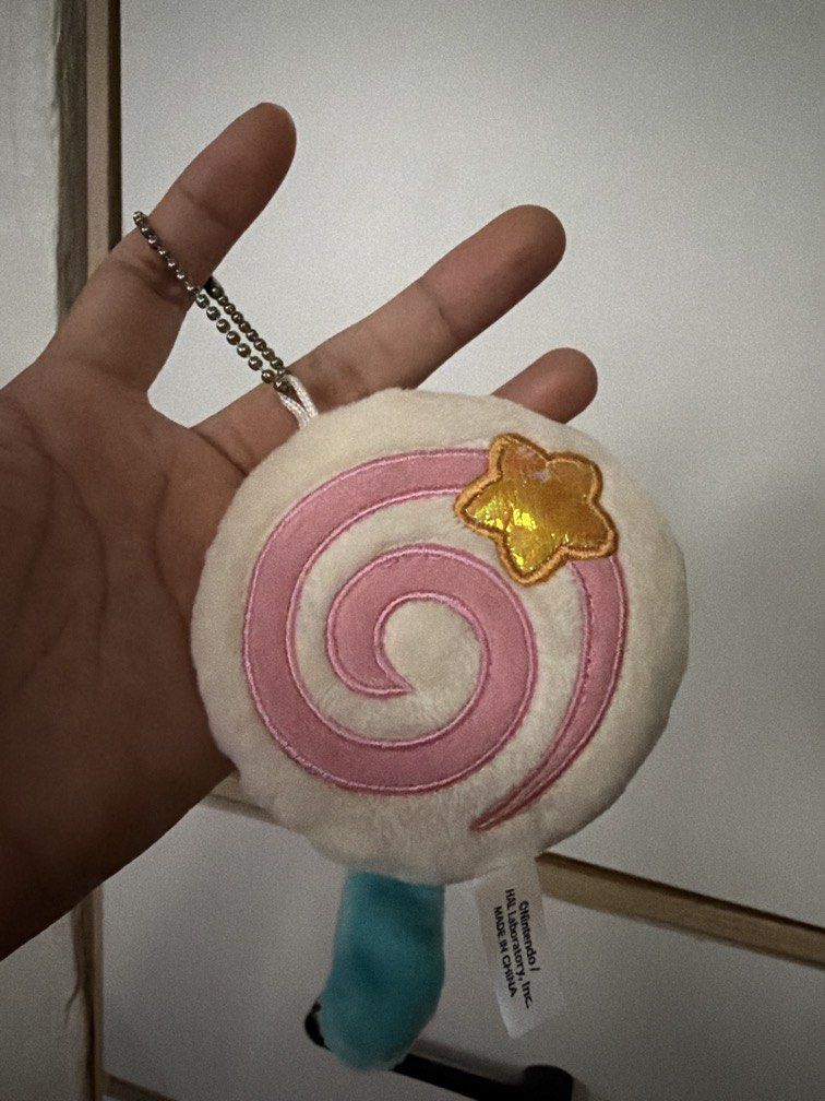 Nintendo Kirby Plush Keychain (Category: Plushies & Soft Toys) located in Pateros City. Submitted by flukycharms (Listing ID 1469990398, Image 1). Description: .