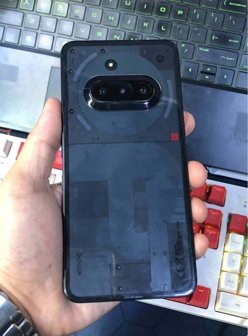 Nothing phone 3A (Category: Android Others) located in Pasig City. Submitted by rafmarc (Listing ID 1470079911, Image 2). Description: Nothing Phone 3A 5G 128gb for 13800 nego Nothing Phone 3A 5G Selling price: 13800 NEGO Open for swap add ka cash Quick Specs -8+8gb | 128gb -6.77″ AMOLED, 120Hz -Snapdragon 7s Gen 3 -Android 16, Nothing OS 4.0 -50MP OIS + 50MP telephoto + 8MP ultra-wide -32MP selfie -5000mAh BATTERY -5G, NFC, stereo speakers -Ultr