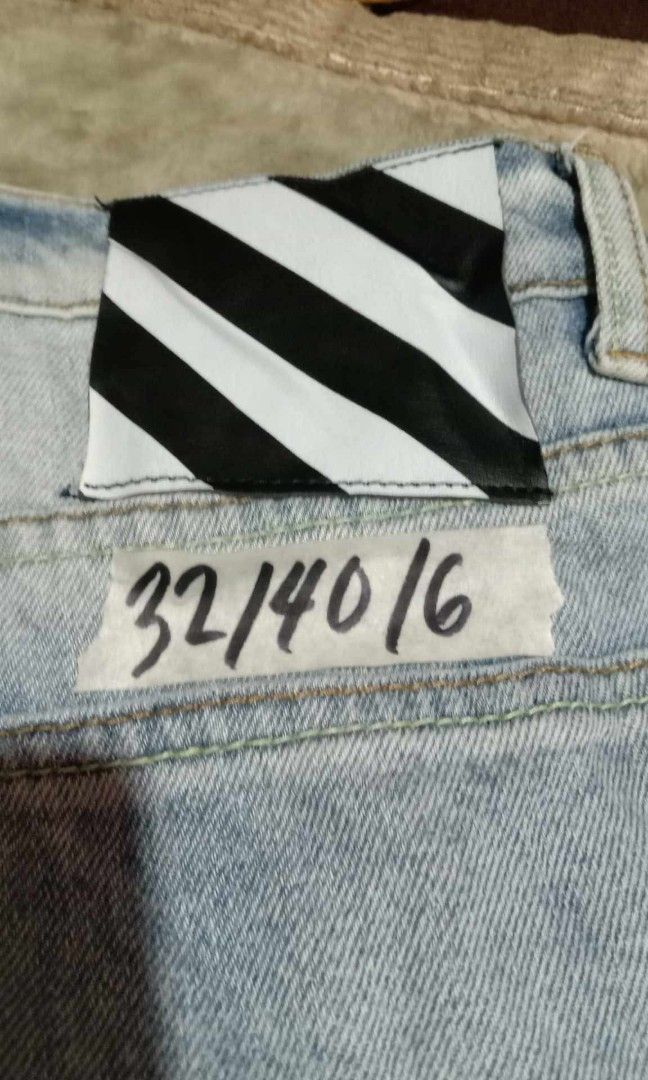 OFF WHITE JEANS IMBOID (Category: Jeans) located in Maramag. Submitted by newlifeo7angel (Listing ID 1470128324, Image 3). Description: OFF WHITE JEANS ANGAS NETO BEWANG 32 HABA:41 HEM 8 SOLID FOR .ONLY 1050+SF.