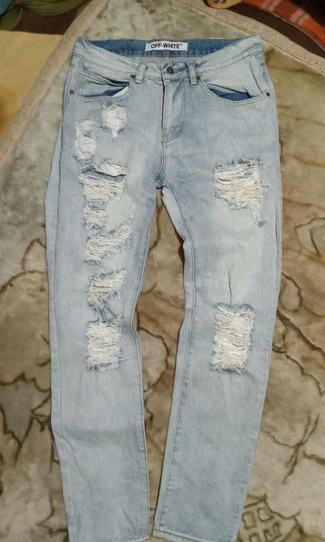 OFF WHITE JEANS IMBOID (Category: Jeans) located in Maramag. Submitted by newlifeo7angel (Listing ID 1470128324, Image 2). Description: OFF WHITE JEANS ANGAS NETO BEWANG 32 HABA:41 HEM 8 SOLID FOR .ONLY 1050+SF.