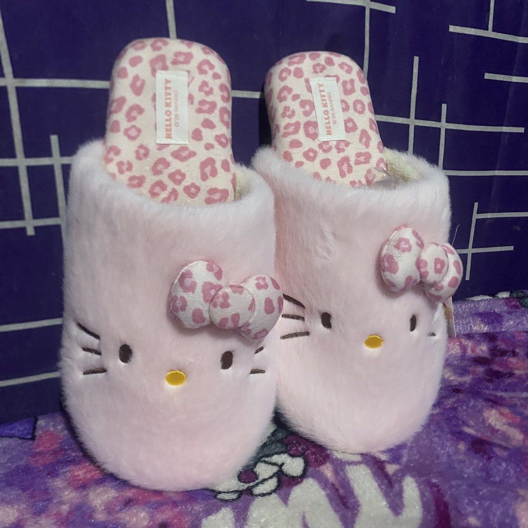 Official/ Licensed Pink Hello Kitty Indoor Slippers (Category: Character Goods) located in Bulacan. Submitted by cute.finds.ph (Listing ID 1470075931, Image 1). Description: —size: 35-36.