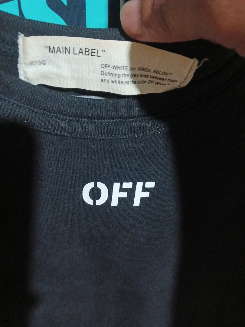 offwhite (Category: Activewear) located in Isabel. Submitted by nieljun112187 (Listing ID 1470085570, Image 3). Description: offwhite width 20 length 26 colorate 8.9 issue minimal hairlines sa likod.
