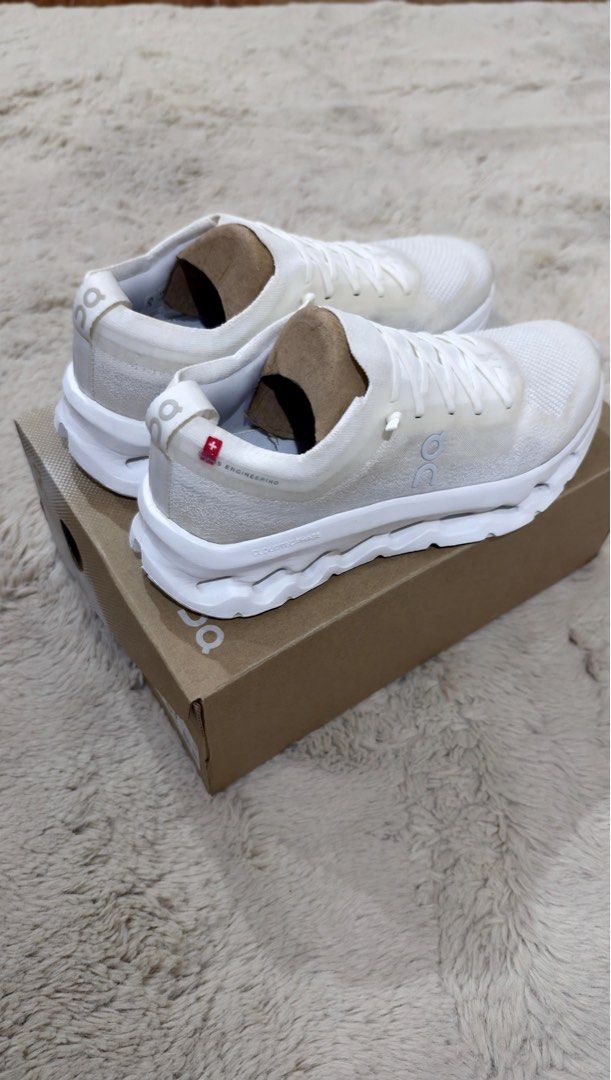 On cloudtilt moon (Category: Sneakers) located in Cavite. Submitted by kel_manalo (Listing ID 1470078896, Image 1). Description: - Model: On Cloudtilt moon - Color: White frost - Design: Breathable mesh upper with signature Cloudtec sole cushioning and Swiss engineering heel tag - Condition: Clean, out-of-box condition - Inclusions: Original cardboard shoe box and paper stuffing inside - Perfect for daily runs, gym sessions, or casual streetwear 
