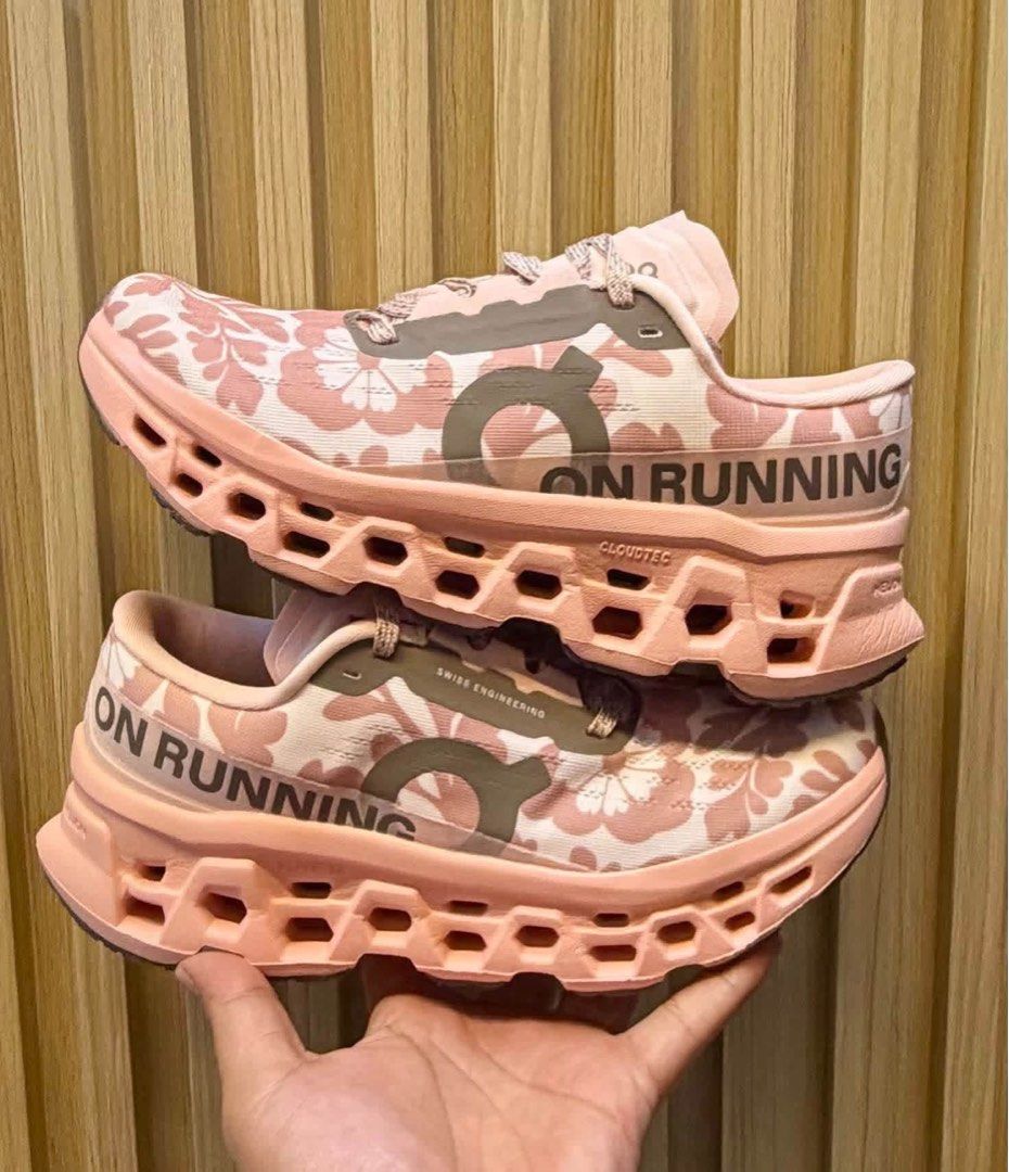 On x FP Movement Cloudmonster 3 “Dustrose/Doe” (Category: Sneakers) located in Manila. Submitted by YSABELLE_MARGARETTE (Listing ID 1470082469, Image 2). Description: size 36-40 (women size) J&T courier nationwide or Lalamove around Manila PAYMENT FIRST THRU GOTYME OR BDO.