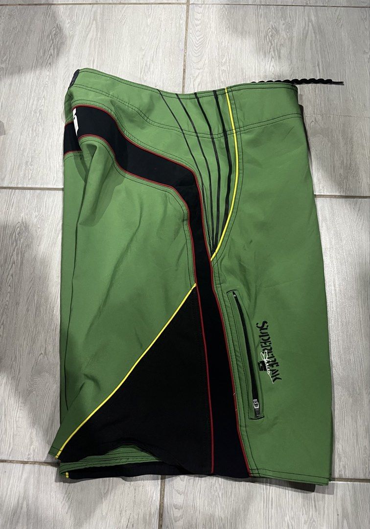 Oneill Board Short / Green/ Size 36 (Category: Swim Trunks & Board Shorts) located in Camalaniugan. Submitted by anarchymonopoly052128 (Listing ID 1470126371, Image 2). Description: Dimes: Waistline : 36 Length: 22.5 Inches Thigh: 15 Inches Leg Hole/Hem: 13.5 Inches .