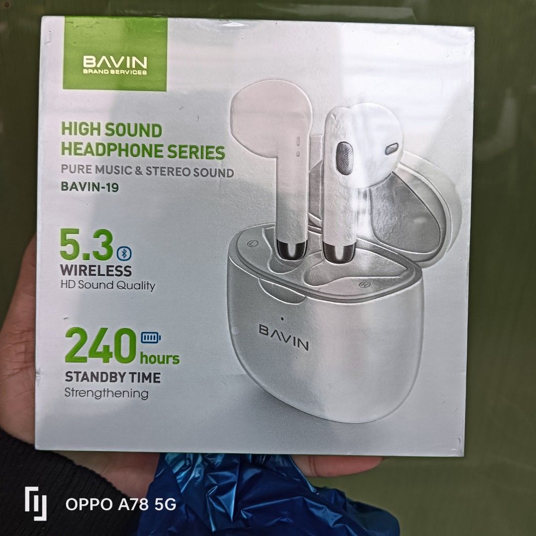 Original bavin BA-19 wireless bluetooth earphone (Category: Earphones) located in Manila. Submitted by iliasjen (Listing ID 1469996073, Image 1). Description: .