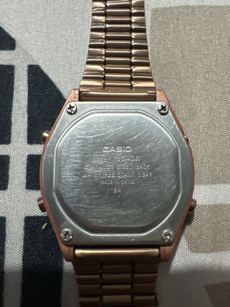 Original Casio (Category: Women's Watches) located in Cavite. Submitted by candice2018 (Listing ID 1470012203, Image 3). Description: Original Casio For womens Bought sa SM Store Working No issue just minimal scratches Meet up SM Tanza Or shipping.