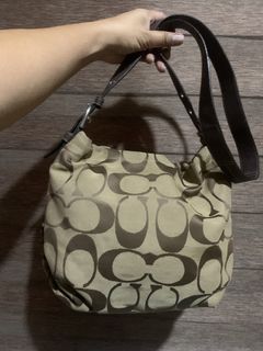 (Category: ) located in . Submitted by ukaybags2428 (Listing ID 1469966101, Image 1). Description: .