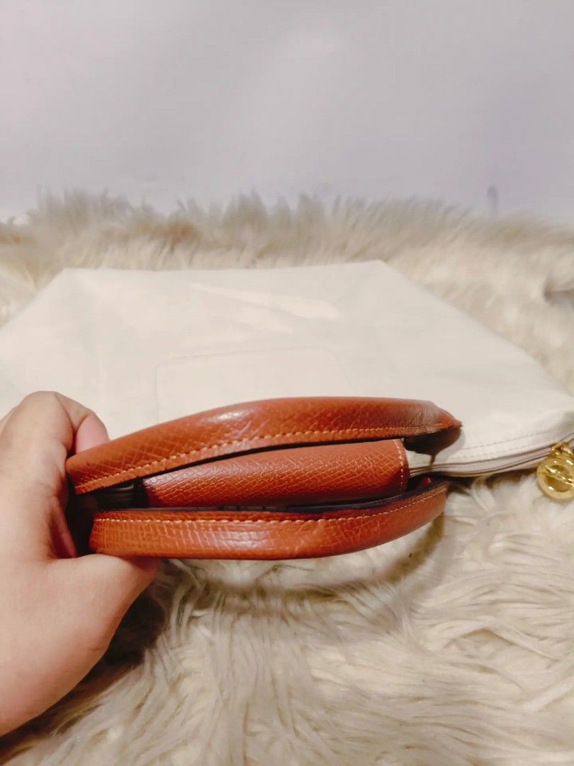 Original LONGCHAMP SSH (Category: Shoulder Bags) located in Cabuyao City. Submitted by secondhand.shop.ph (Listing ID 1470122726, Image 2). Description: Sale❗️Sale❗️Sale❗️ ₱ 1,699 Original LONGCHAMP Preloved Small short handle Nylon & genuine leather trim 📌First to pay!.