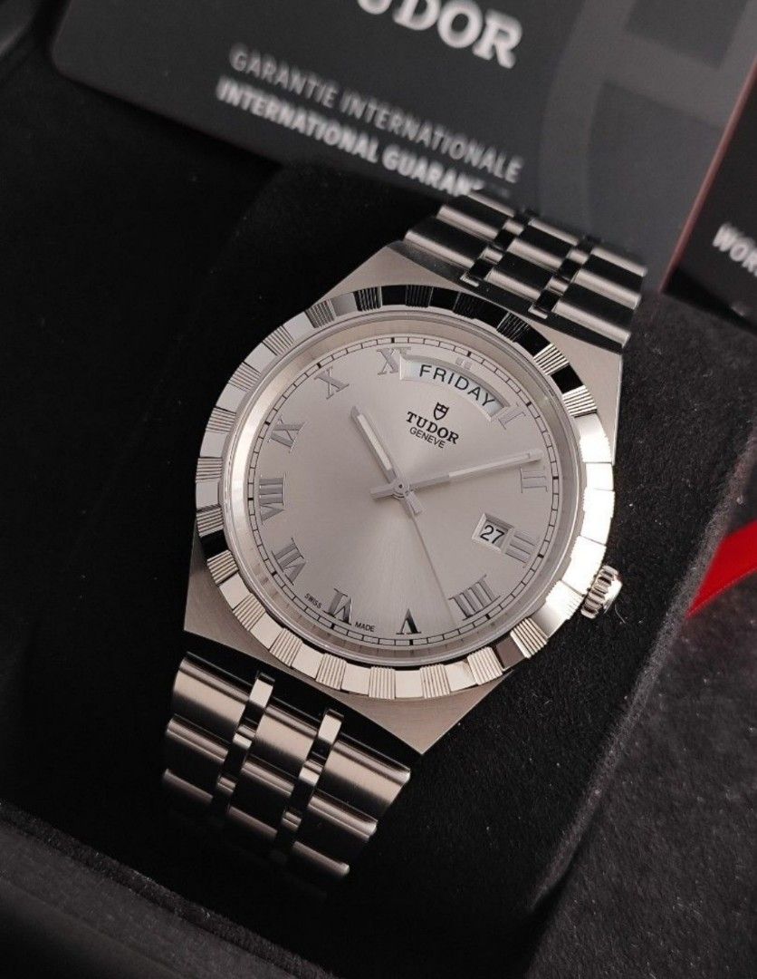 Original Tudor Royal Day Date (Category: Luxury Watches) located in San Juan City. Submitted by exclusivelyours (Listing ID 1470077940, Image 2). Description: 2021 Tudor Royal Day Date 41mm Ref 28600 9.2/10 condition Inclusions: watch, original bracelet fit to approx 7.8" wrist, booklets, Tudor guarantee card and original box SRP is 172k+ Photo reference on 6.5" wrist.