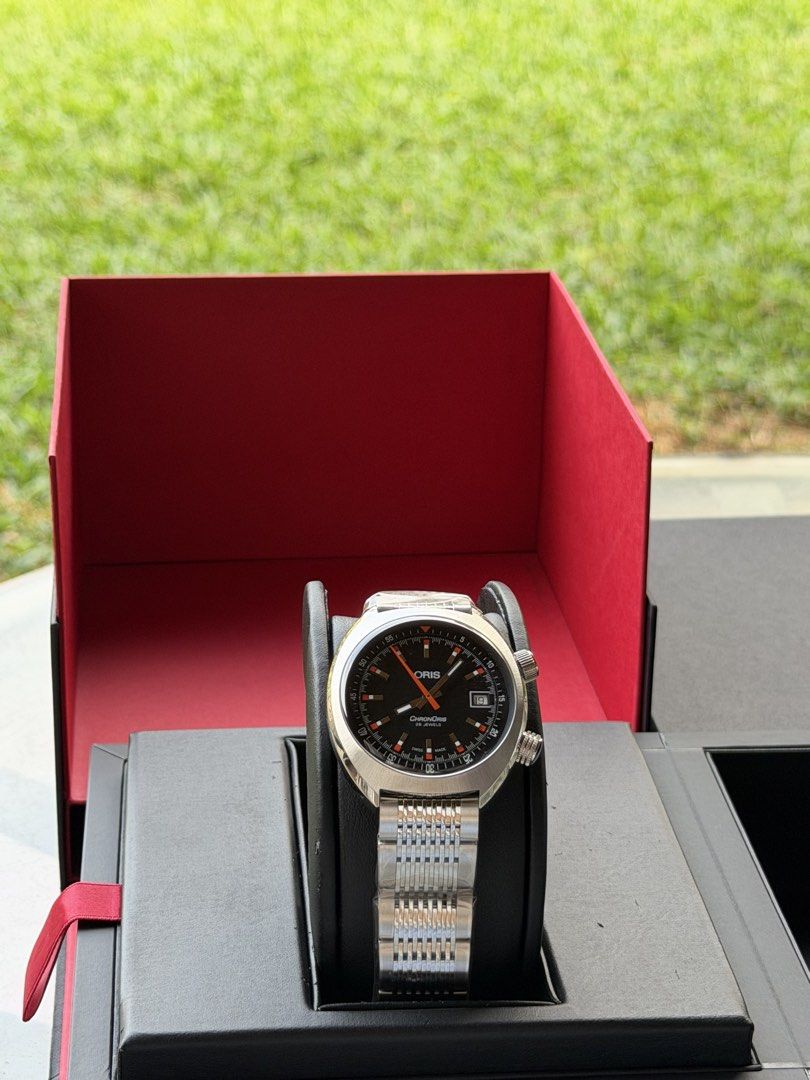 Oris ChronOris Date (Category: Men's Watches) located in Quezon City. Submitted by kbt1994 (Listing ID 1450189716, Image 2). Description: Oris Chronoris Brand New Complete Set - 2 year warranty (DOP: October 18, 2025) 39mm Oris 733 SW200-1 Sapphire, double-sided dome shape, inner AR coating 59k php 09178551394 BGC / White Plains / Alabang.