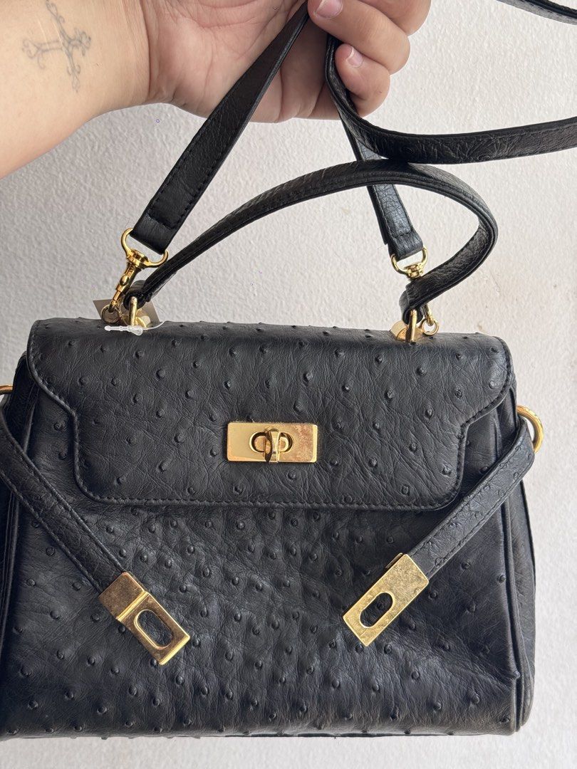 OSTRICH skin mini Kelly Top handle (Category: Purses & Pouches) located in Manila. Submitted by thriftyhaven2023 (Listing ID 1469972356, Image 2). Description: Mini Ostrich skin kelly with sling NO FLAWS.