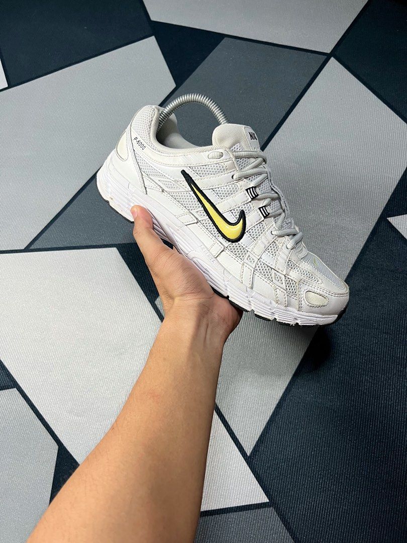 P6000 Lemon Chiffon (Category: Casual Shoes) located in Butuan. Submitted by jacobfrost (Listing ID 1470120964, Image 2). Description: P6000 Lemon Chiffon 7.5 us mens 40.5 eur 25.5 cm Excellent condition minor sign of usage 1500 🏷️ Direct message. 📥.