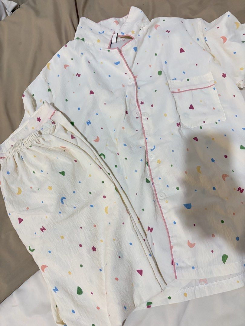 pajama set (Category: Undergarments & Loungewear) located in Manila. Submitted by akirai814 (Listing ID 1470049558, Image 2). Description: .