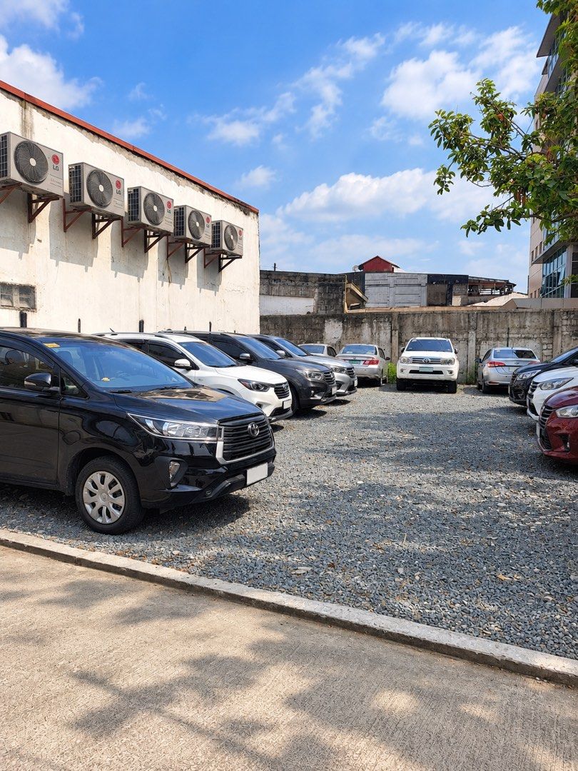 Parking Space in Malanday marikina (Category: Announcements) located in Manila. Submitted by solidrock.120 (Listing ID 1469972166, Image 2). Description: Walang permanenteng parking, takot ma tiketan , takot magasgasan? Wag ng kakaba kaba!!! 🎄🚗 PASKO NA, BIGYAN ANG SASAKYAN MO NG PERMANENTENG BAHAY! 🎅🎁 Wala nang stress sa paghahanap ng parking! 🅿️ 📍 JP Rizal St., Malanday, Marikina Near FEU Roosevelt • Katabi ng Alfamart ✅ Safe & secure par