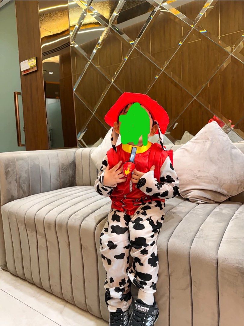Paw Patrol Marshall Costume (Category: Babies & Kids Fashion) located in Quezon City. Submitted by teyyyyyy (Listing ID 1470069724, Image 1). Description: Paw Patrol Marshall Costume 3-5yo Used once Loc: Talipapa QC .